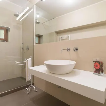 Monalda Loft 1 - Hosted By Sweetstay